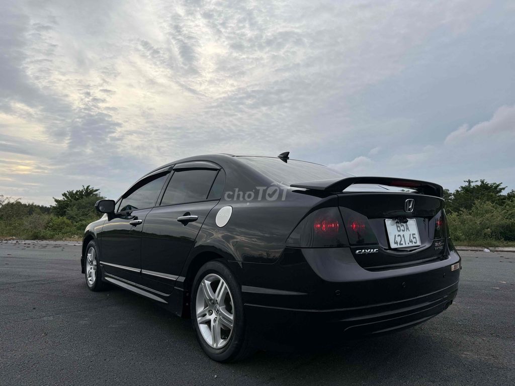 Honda Civic - ảnh 3