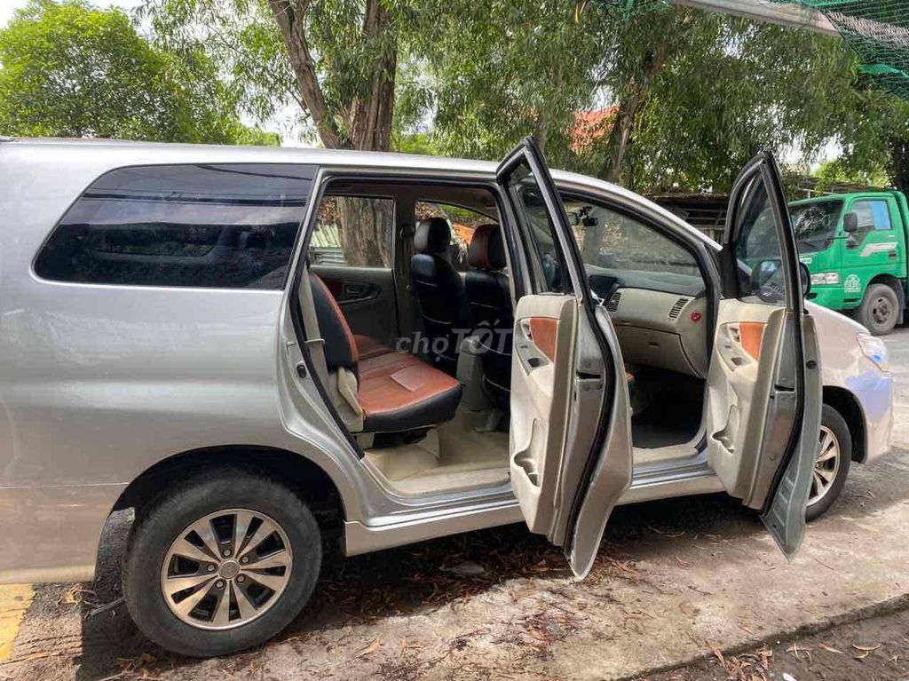 Toyota Innova 2015 - ảnh 3