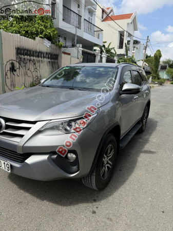 Toyota Fortuner 2.4G 4x2 MT 2018 - ảnh 2