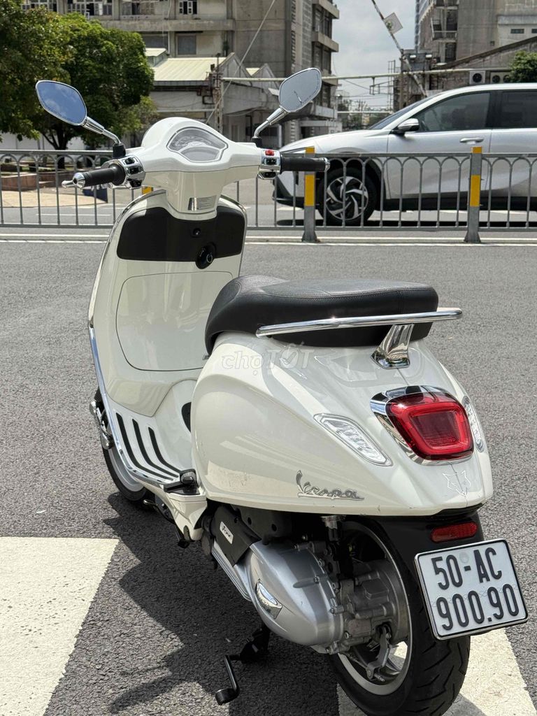 Piaggio Vespa 2025 - ảnh 4