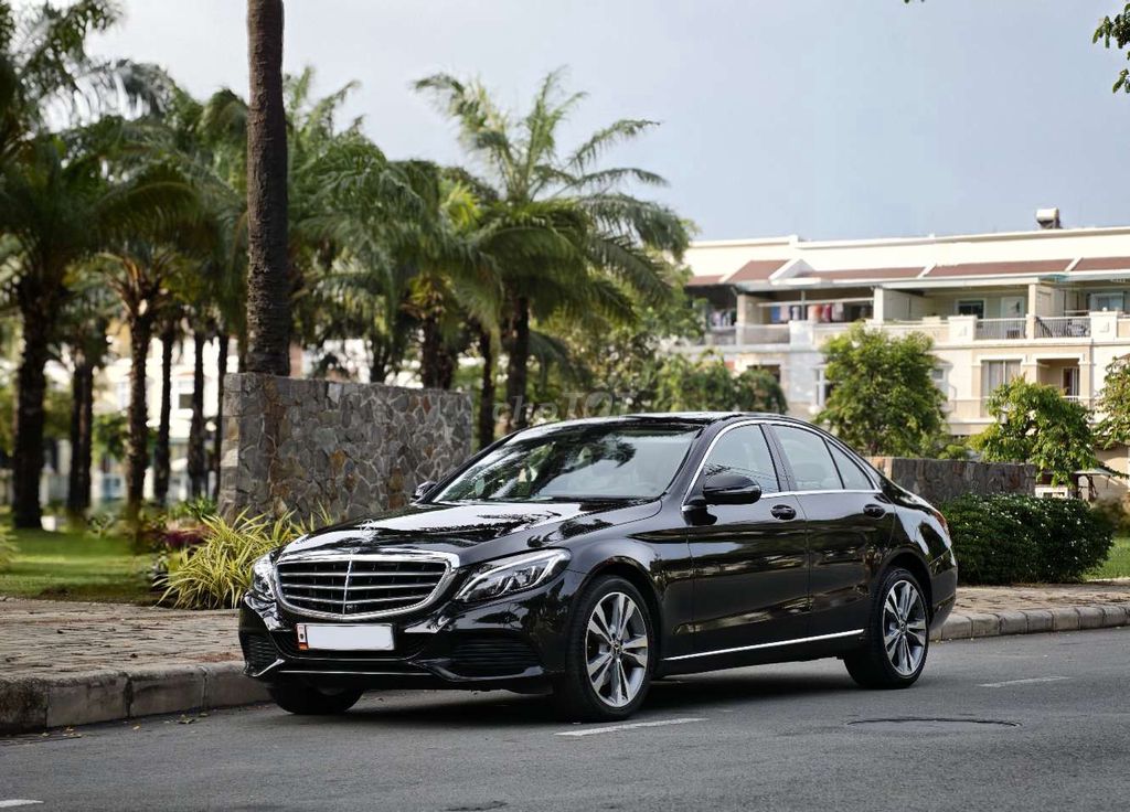 Mercedes-Benz 2018 - ảnh 2