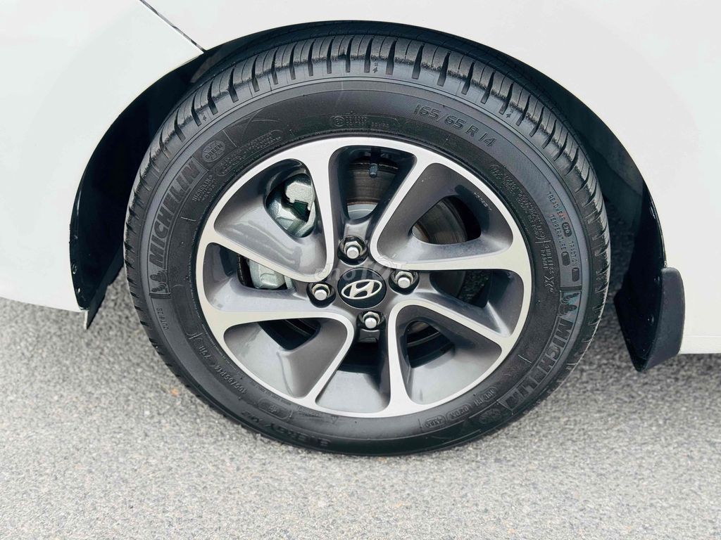 Hyundai Grand i10 2020 - ảnh 4