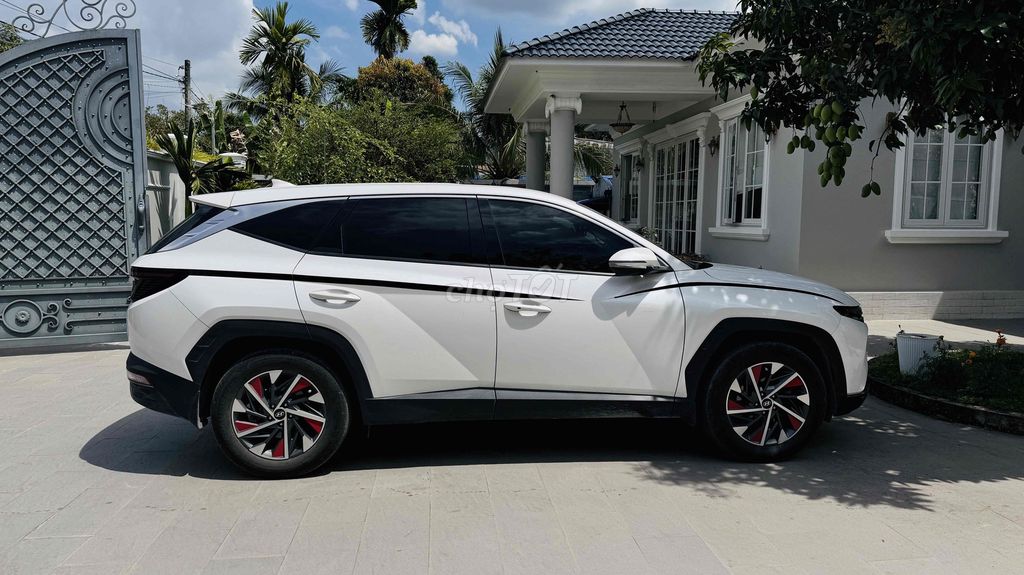 Hyundai Tucson - ảnh 2