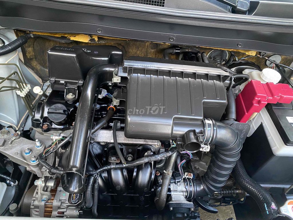 Mitsubishi Mirage - ảnh 4