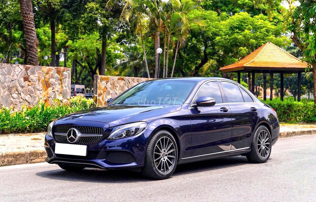 Mercedes-Benz 2017 - ảnh 1