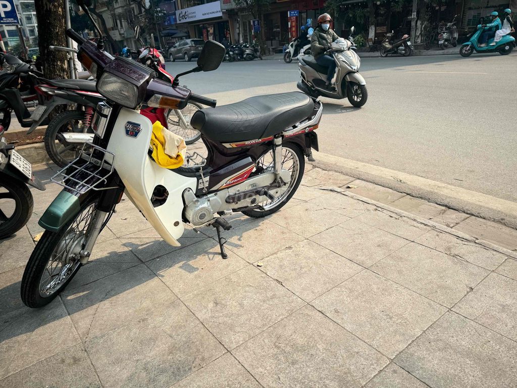 Honda Dream 1999 - ảnh 4