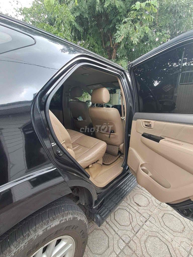 Toyota Fortuner 2013 - ảnh 4