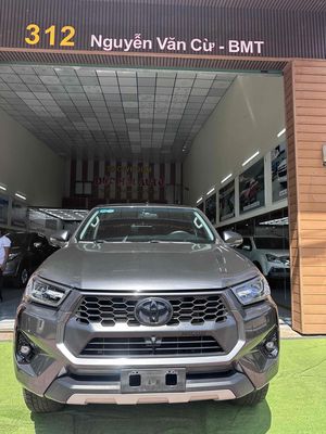 Toyota Hilux 2024 - ảnh 1