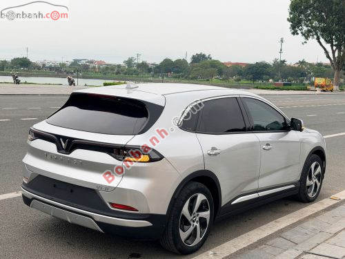 VinFast VF8 Eco AWD 2023 - ảnh 4