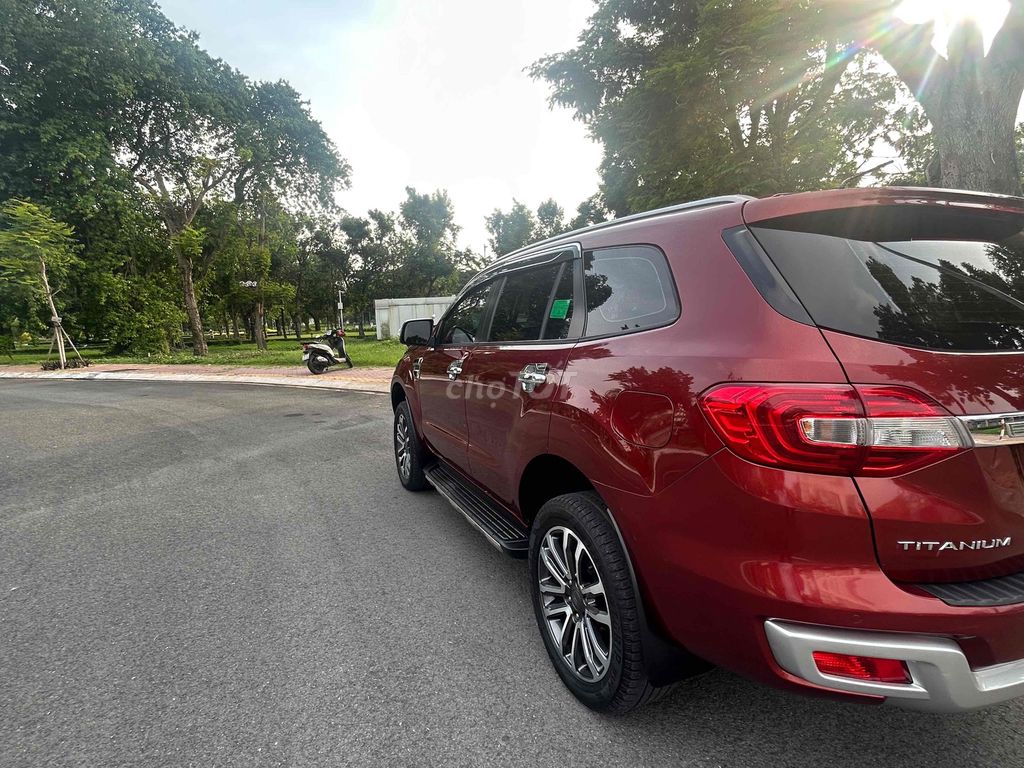 Ford Everest 2021 - ảnh 3