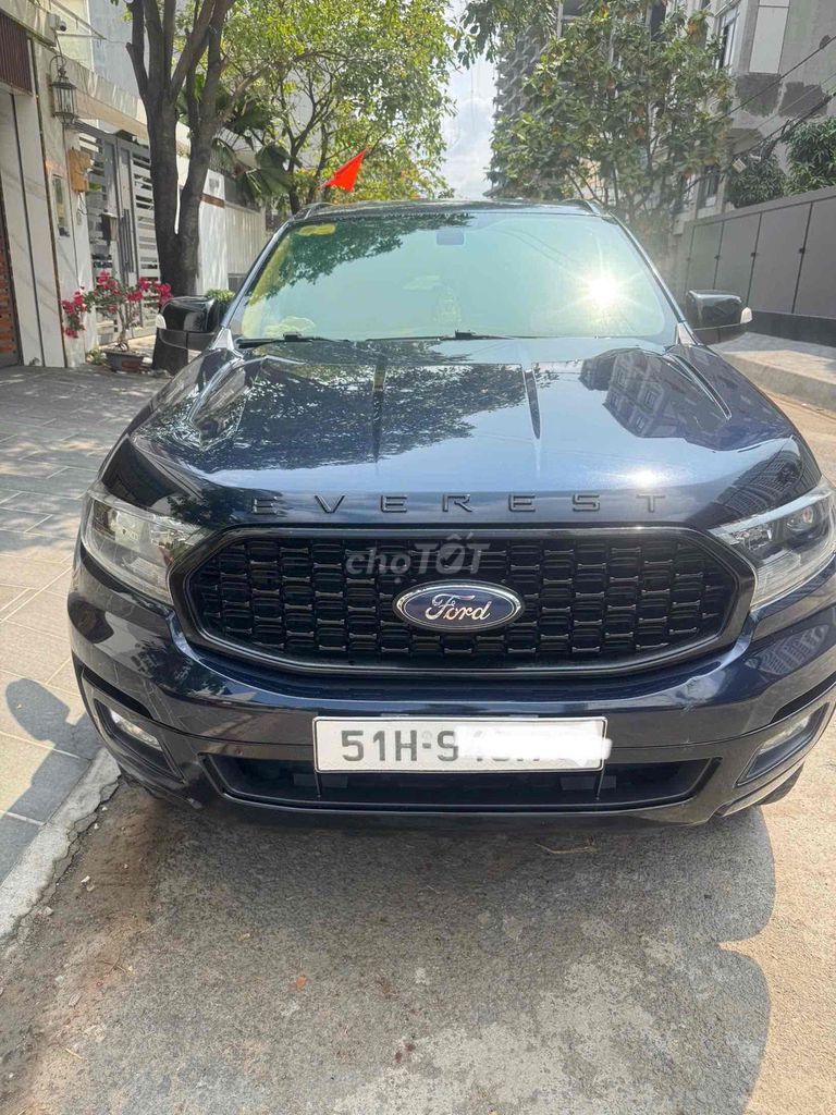 Ford Everest 2021 - ảnh 1