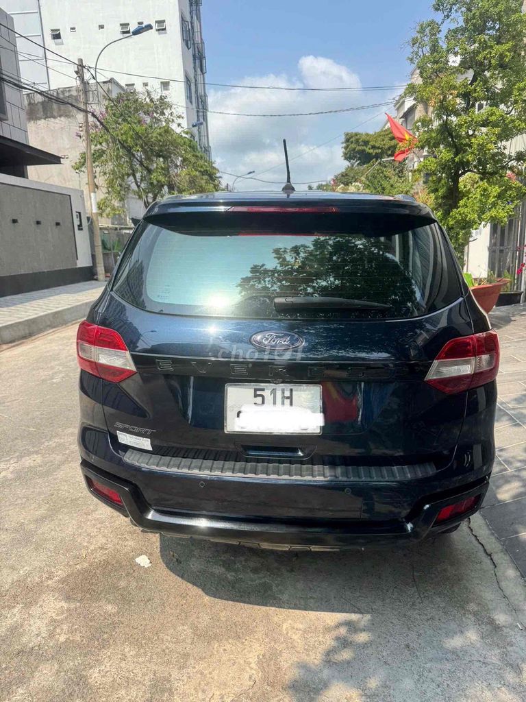 Ford Everest 2021 - ảnh 2