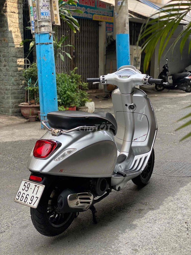 Piaggio Vespa 2017 - ảnh 3