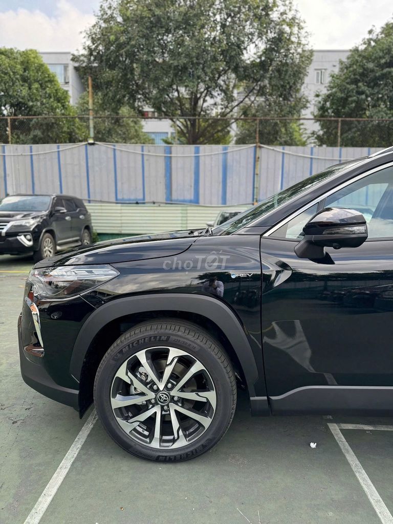 Toyota Corolla Cross 2026 - ảnh 3