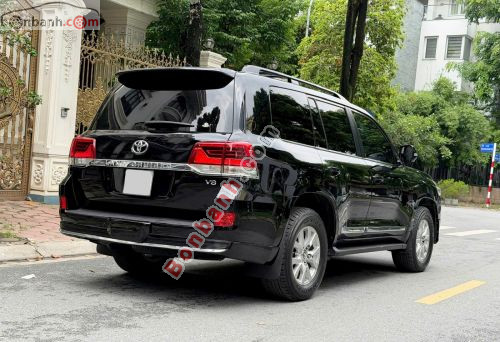 Toyota Land Cruiser 5.7 V8 2016 - ảnh 4