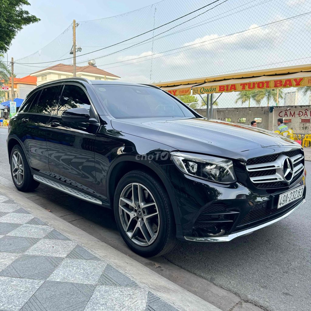 Mercedes-Benz GLC 300 4Matic 2018 - ảnh 4