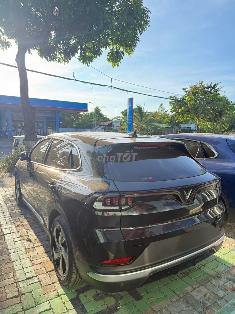 VinFast VF8 Eco 2023 - ảnh 2