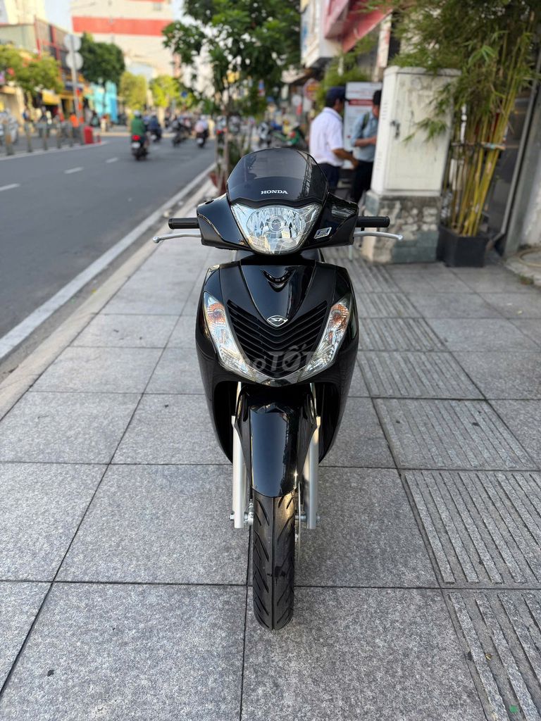 Honda SH 2012 - ảnh 1