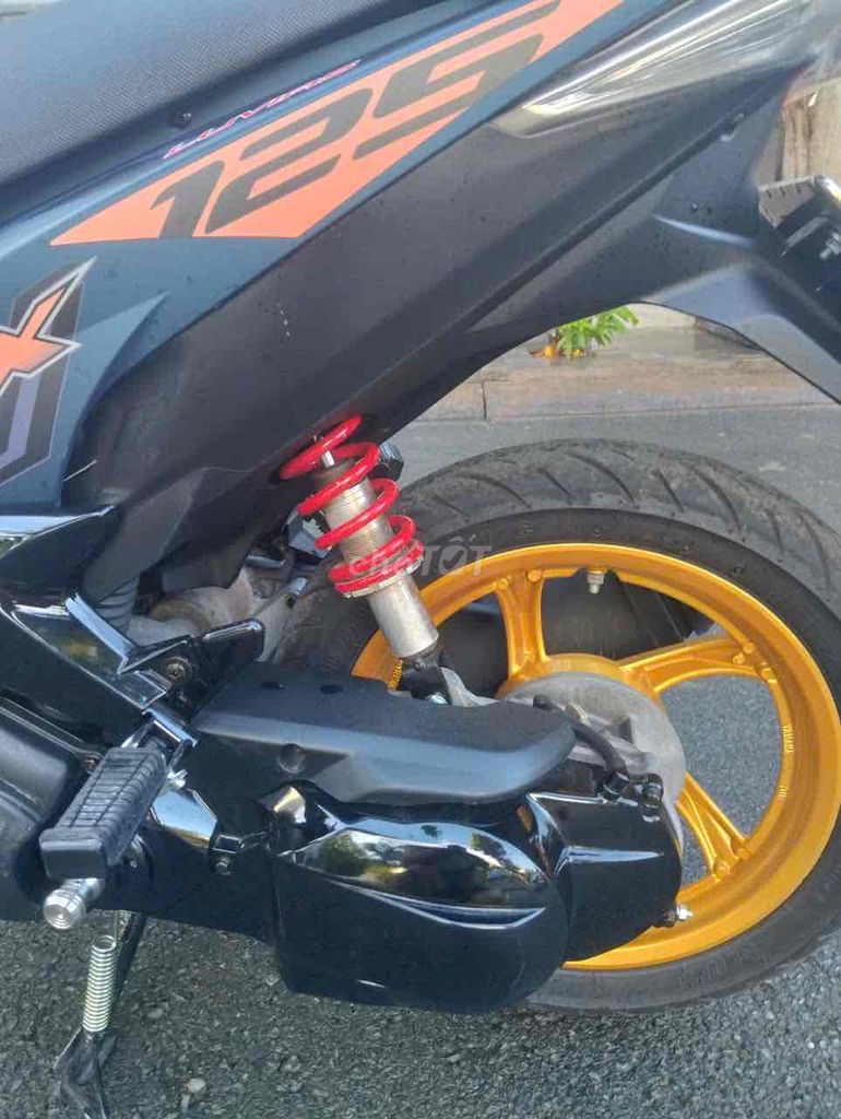 Yamaha Luvias 2015 - ảnh 4
