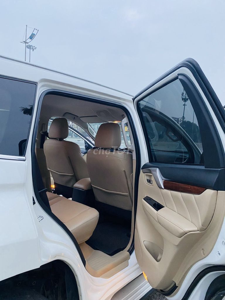 Mitsubishi Pajero Sport 2017 - ảnh 5