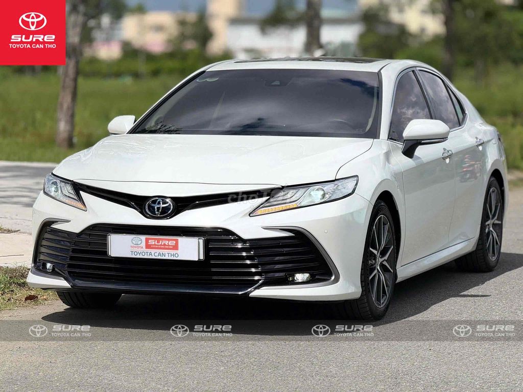 Toyota Camry 2.0Q 2022 - ảnh 2