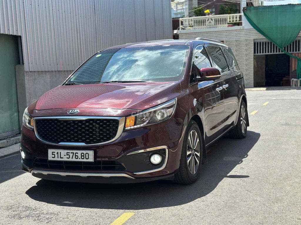 Kia Sedona 2018 - ảnh 1