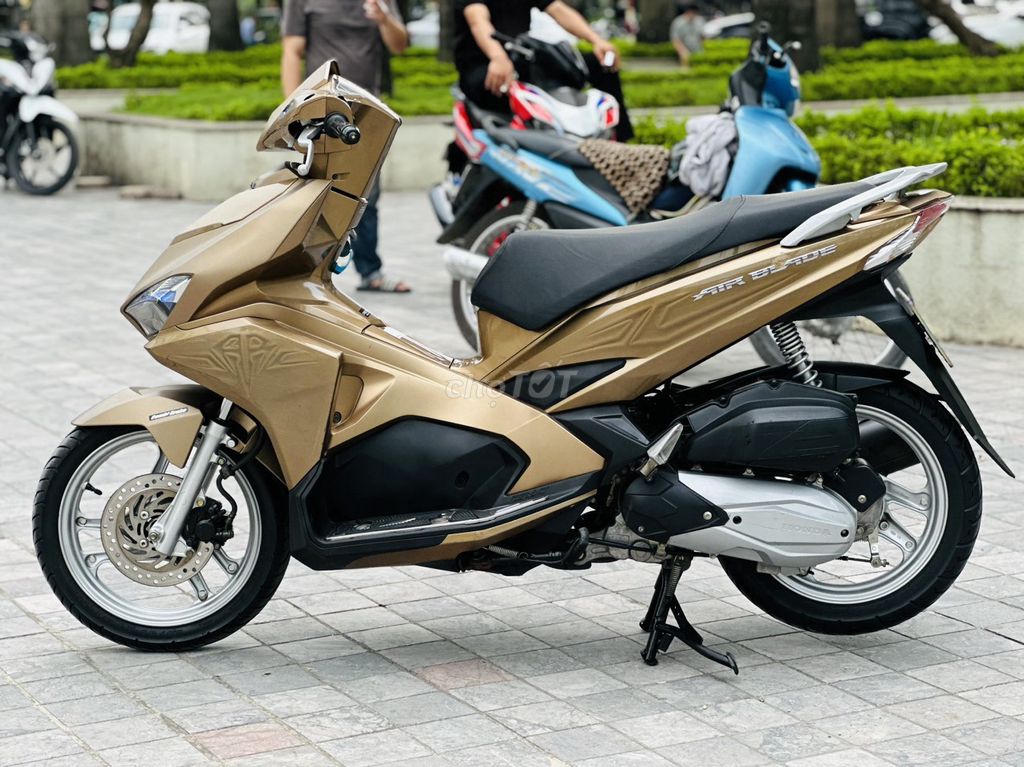 Honda Air Blade 2019 - ảnh 3