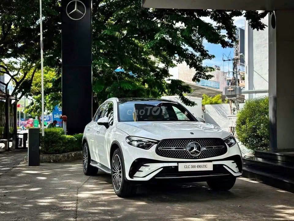 Mercedes-Benz GLC 2025 - ảnh 2
