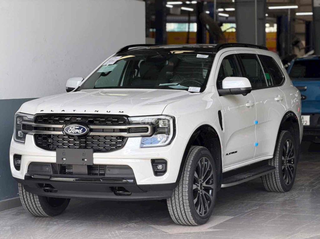 Ford Everest 2026 - ảnh 1