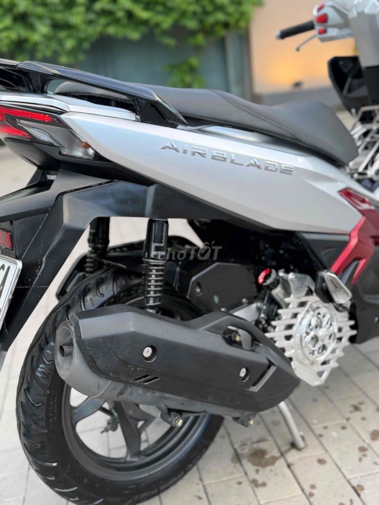 Honda Airblade 2024 - ảnh 1