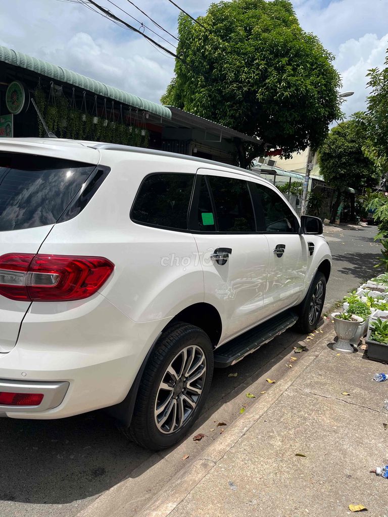 Ford Everest 2022 - ảnh 4