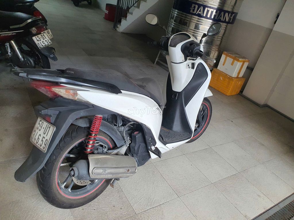 Honda SH 2012 - ảnh 1