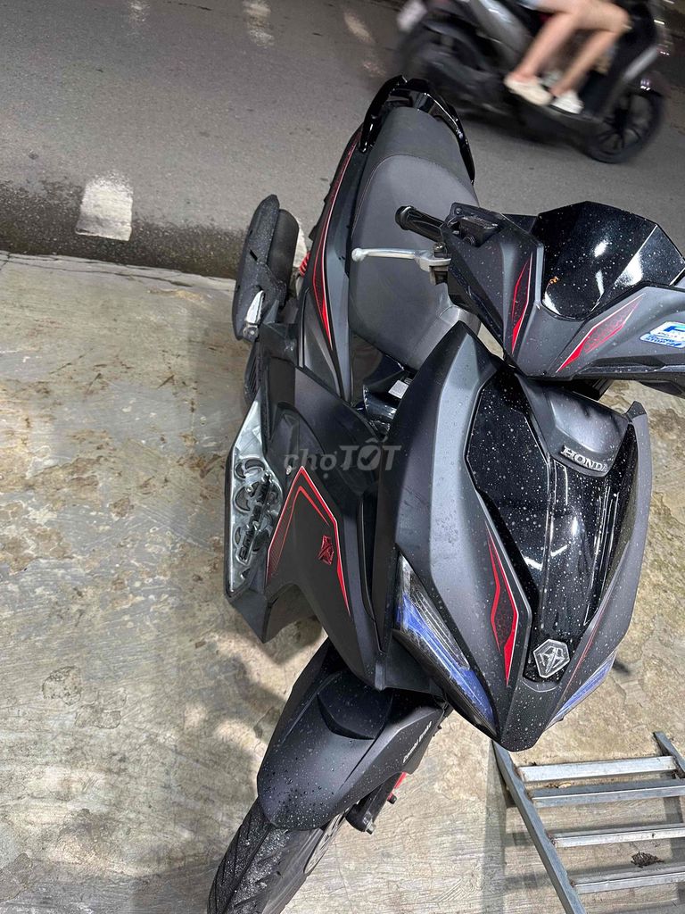 Honda Air Blade 2018 - ảnh 3