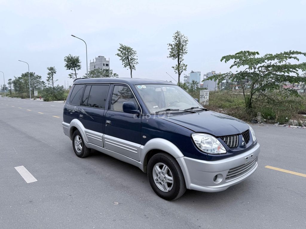 Mitsubishi Jolie 2004 - ảnh 2