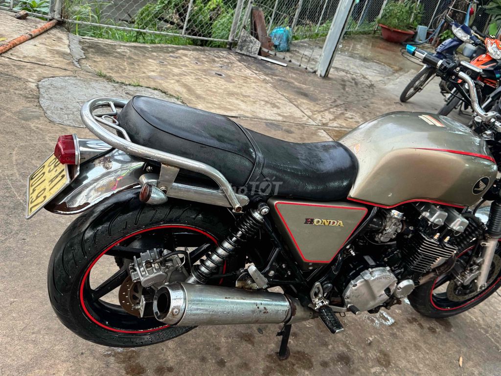 Honda CB 2004 - ảnh 2