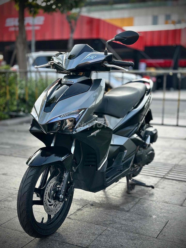 Honda Air Blade 2017 - ảnh 3