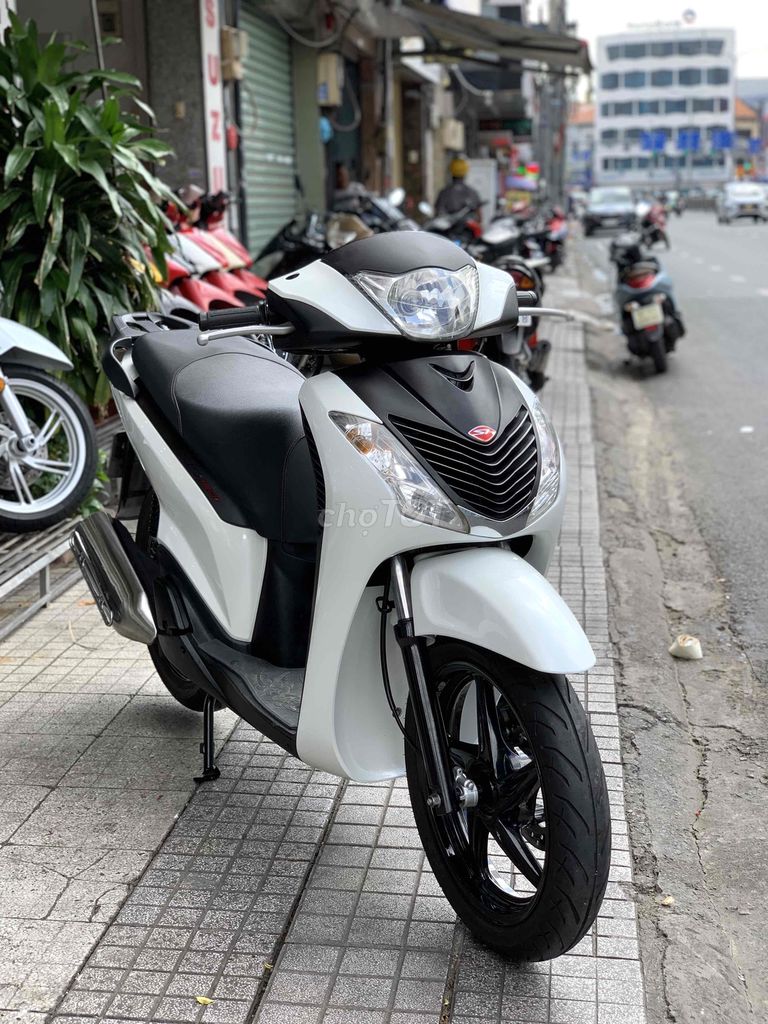 Honda 2010 - ảnh 5