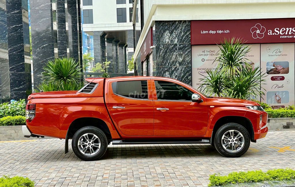 Mitsubishi Triton 2022 - ảnh 4