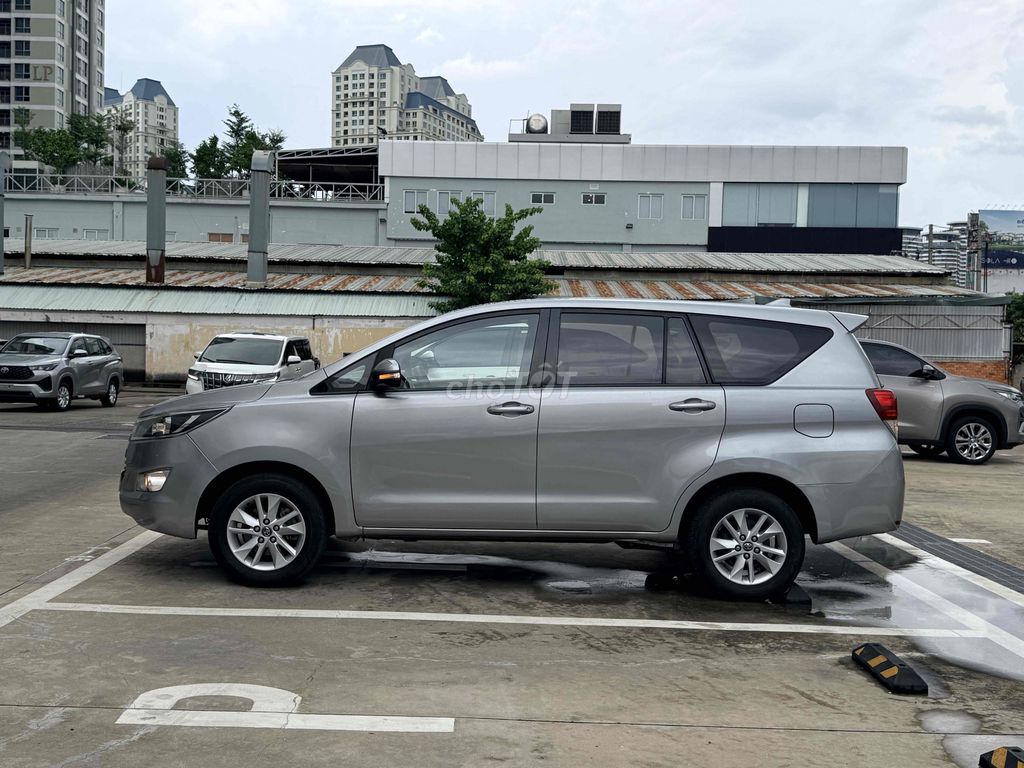 Toyota Innova 2017 - ảnh 4
