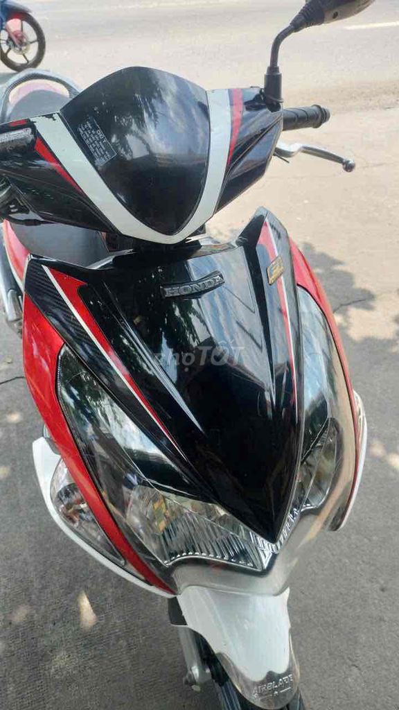 Honda 2012 - ảnh 2