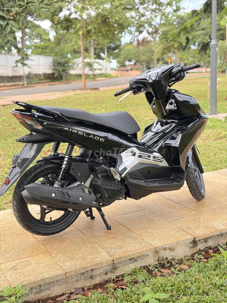 Honda Air Blade 2021 - ảnh 4