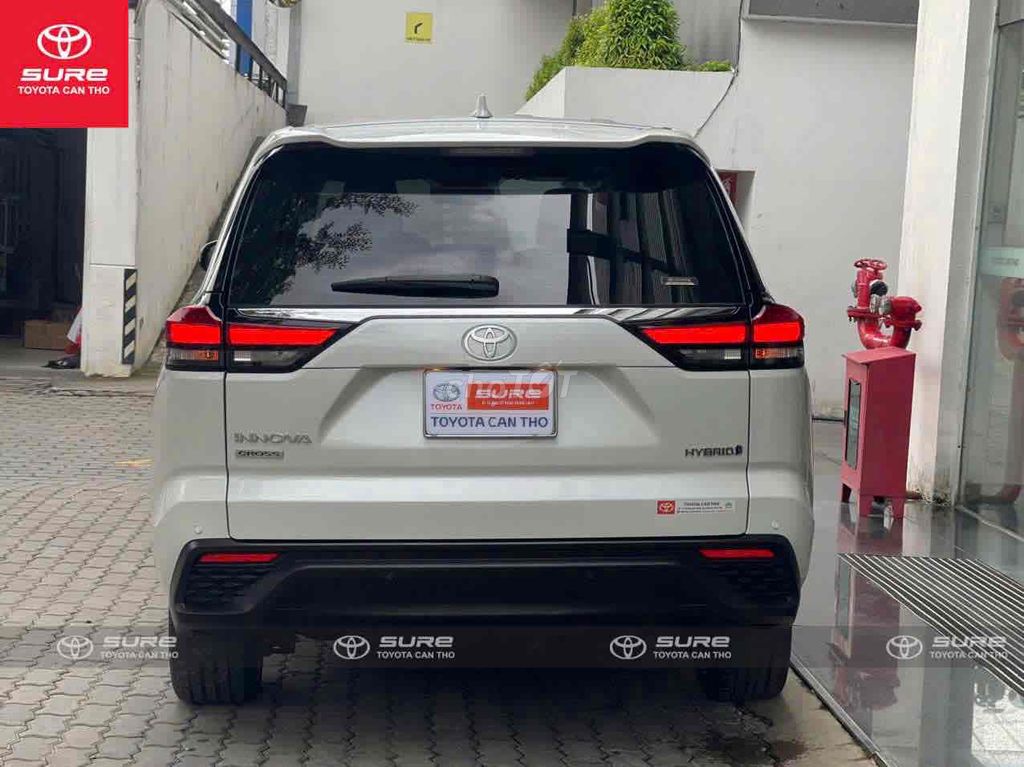 Toyota Innova Cross 2024 - ảnh 4