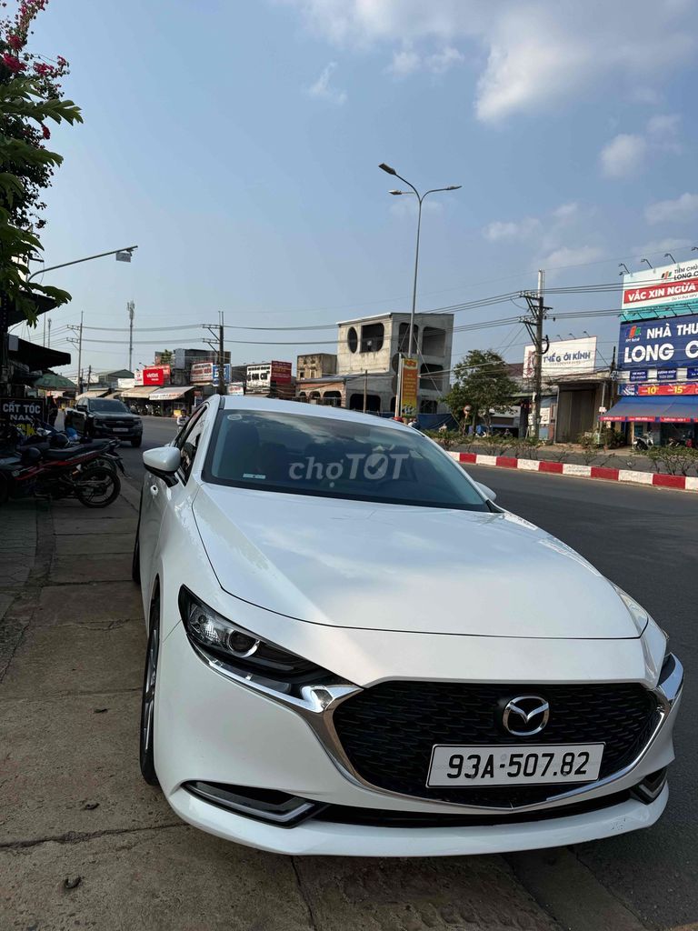 Mazda 3 - ảnh 1