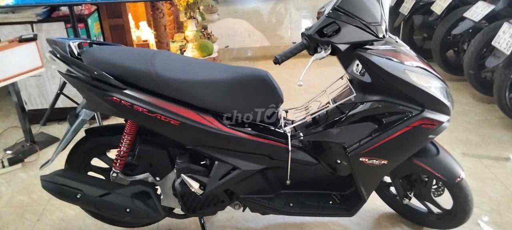 Honda Air Blade 2015 - ảnh 4