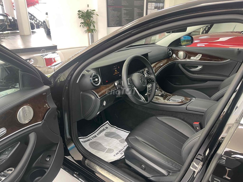 Mercedes-Benz 2023 - ảnh 2