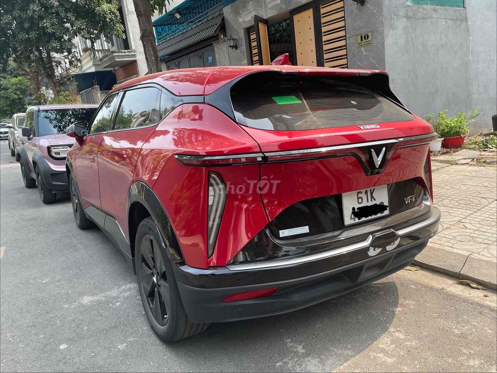 VinFast VF7 Eco - ảnh 3