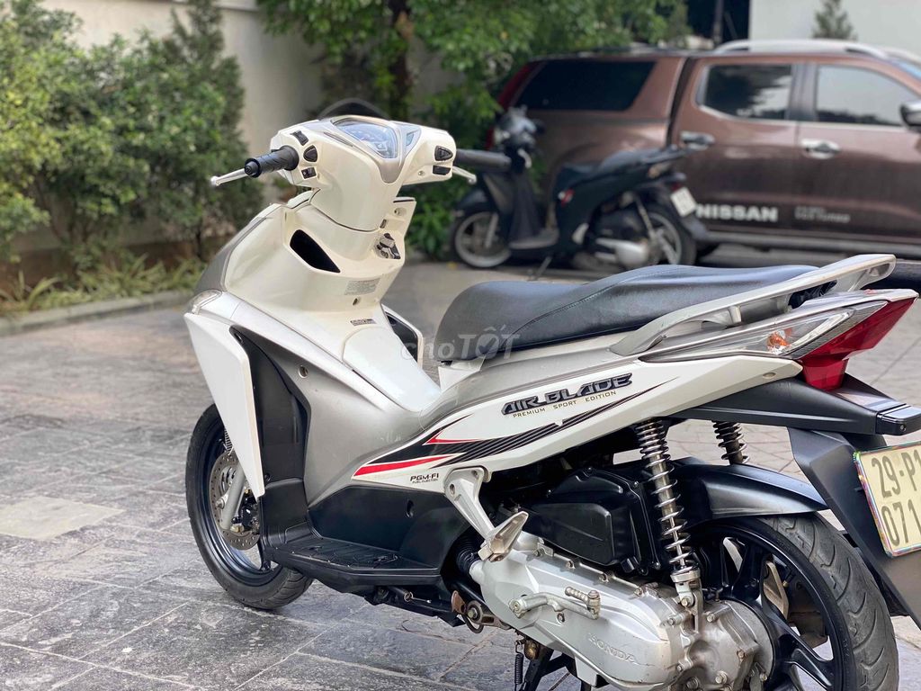 Honda Air Blade 2012 - ảnh 5