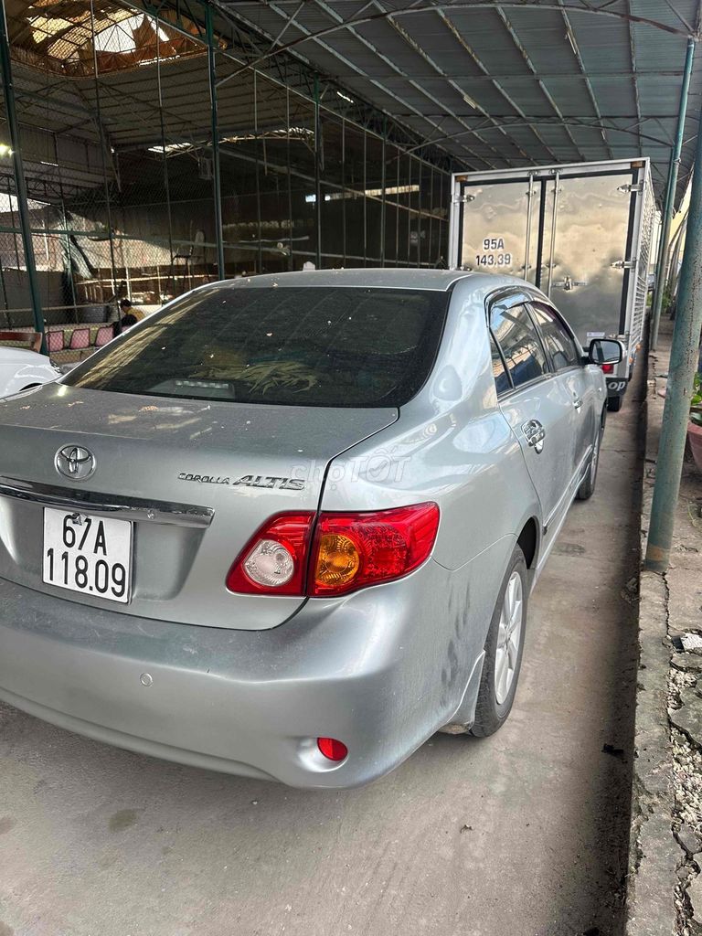 Toyota Corolla Altis 2010 - ảnh 4