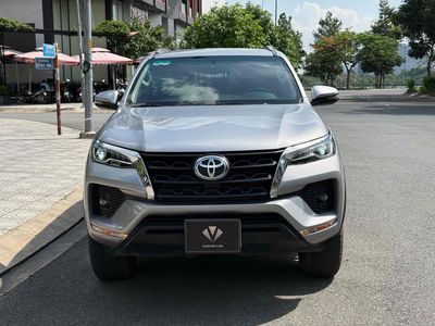 Toyota Fortuner 2022 - ảnh 1
