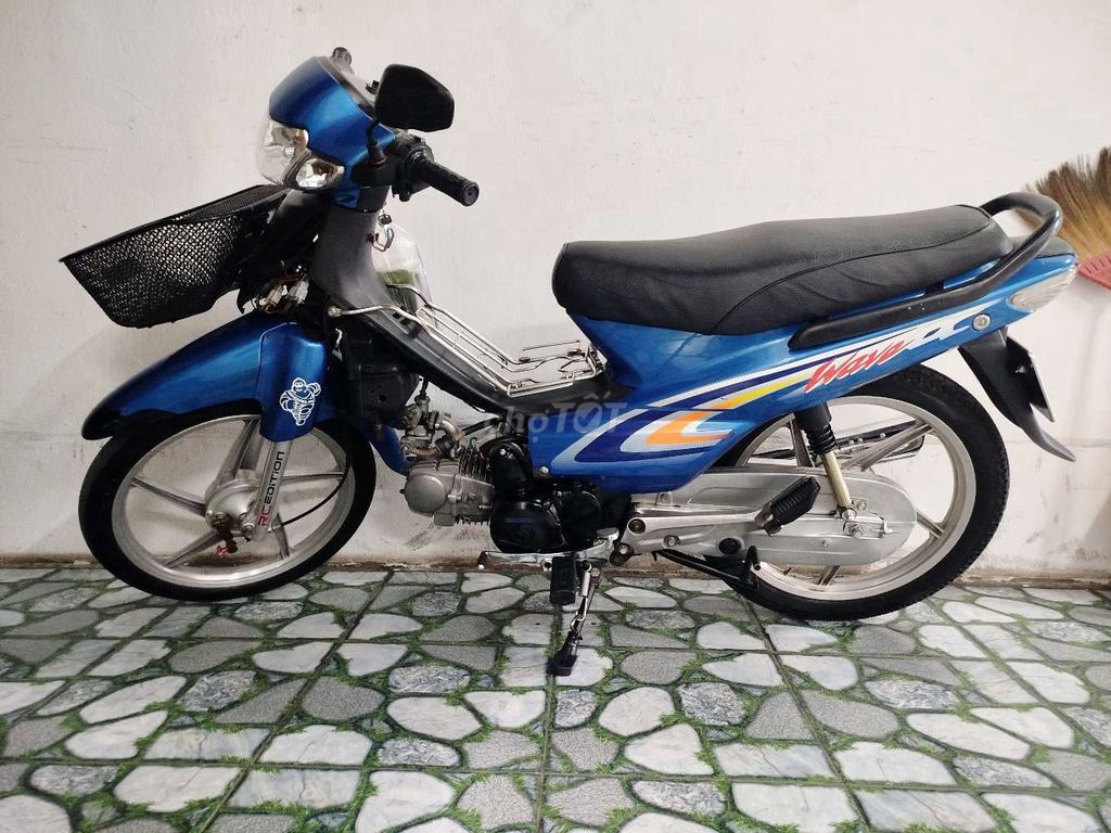 Honda 2000 - ảnh 1
